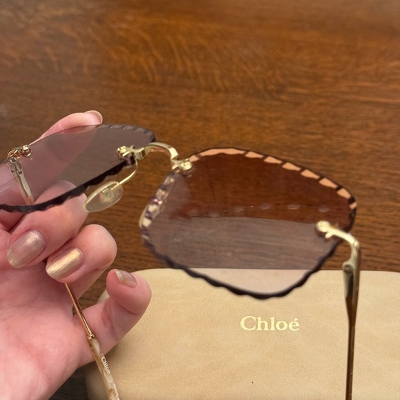 Chloe Sunglasses - Picture 3 of 4